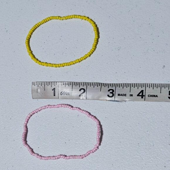 Classic Yellow Pink Seed Beaded Elastic Bracelets Set of 2 Fashion Jewelry - Picture 2 of 2